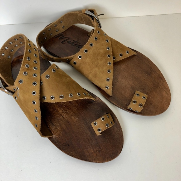 Matisse Wrap Boho Rivet Sandals Toe Strap Sz 8 - Picture 2 of 5